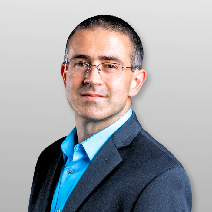 Al_Profile Pic_Jan 2026__Silver_web version